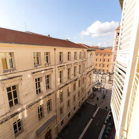 Apartment Old Town Diamond, Adorable Sunny With Ac