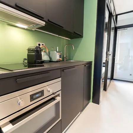 Old Town Diamond, Adorable Sunny With Ac